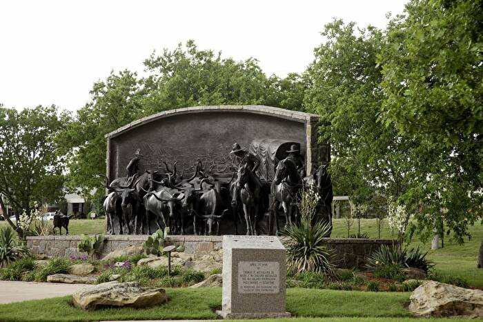 Statue at Chisholm Trail Heritage Center in Duncan, OK