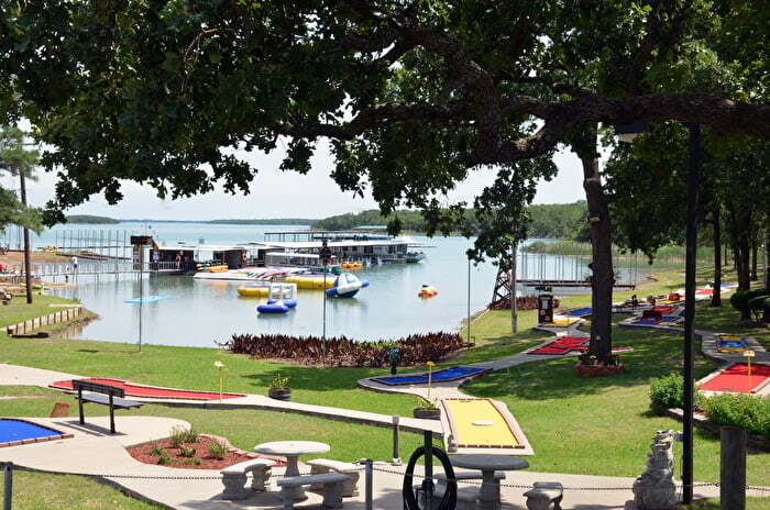 Oklahoma destination for family summer trips at Lake Murray