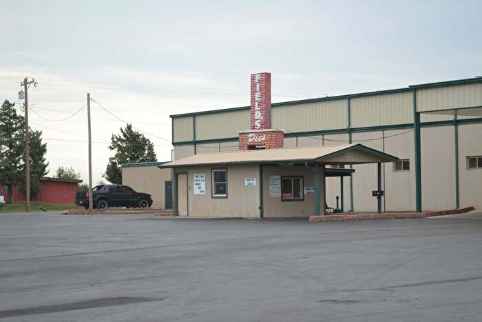 Field's Pies storefront in Pauls Valley Oklahoma